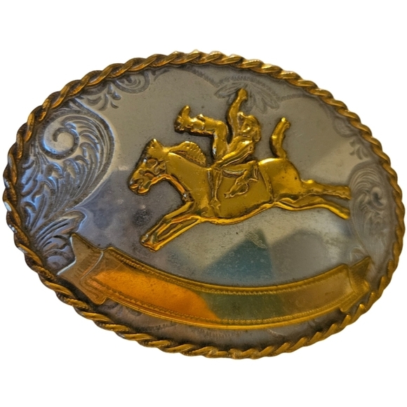 🏍 Bronco Riding Cowboy Belt Buckle - Picture 5 of 9